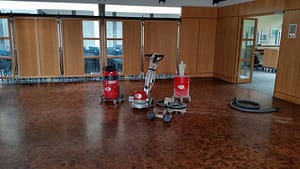 Parkett schleifen, Boden schleifen, Holzboden reparieren, Boden Schleifmaschine - gesund wohnen - PARKETT ELSÄSSER - MEISTERTEAM mit NOTDIENST Boden schleifen - Parkett schleifen - Schleifservice - abschleifen - holzboden schleifen wiesloch waghäusel hockenheim rauenberg, st. leon rot, Walldorf, Reilingen, Rhein Neckar Kreis, Elsässer Parkett Notdienst, Parkett Reparatur, Boden reparieren, boden selbst schleifen, bodenschliefmaschine mieten, pvc legen, pvc reparieren, wohngesundheit parkett, parkett fugen füllen, gesunder parkett, gesunder boden, gesund wohnen, boden bearbeiten, norbert elsässer,