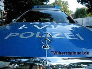 Alleinbeteiligt von der Fahrbahn abgekommen - hoher Sachschaden - Zeugen / Geschädigte gesucht