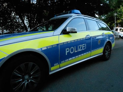 Polizei blaulicht Polizeiauto